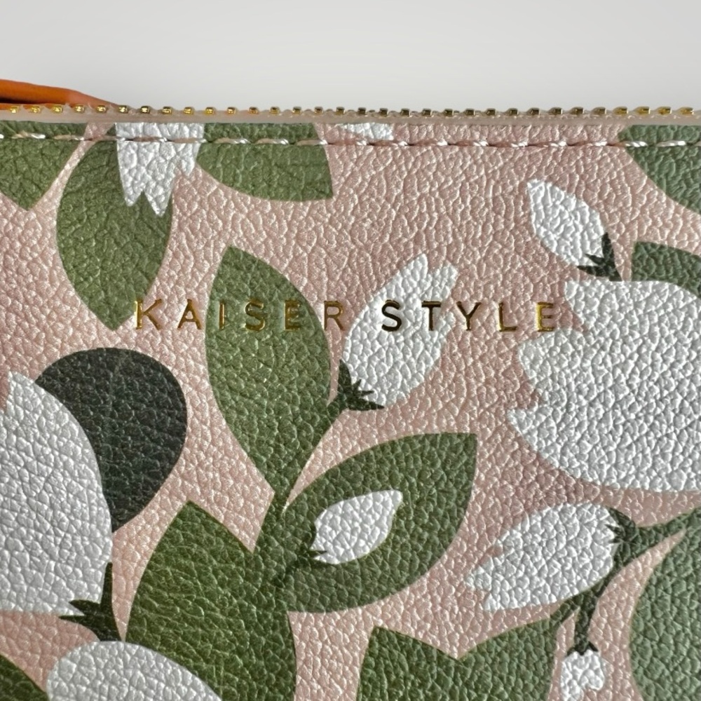 KAISER STYLE Australian Floral Rectangle Shoulder Strap Bag & Hand Cream New - Picture 5 of 16